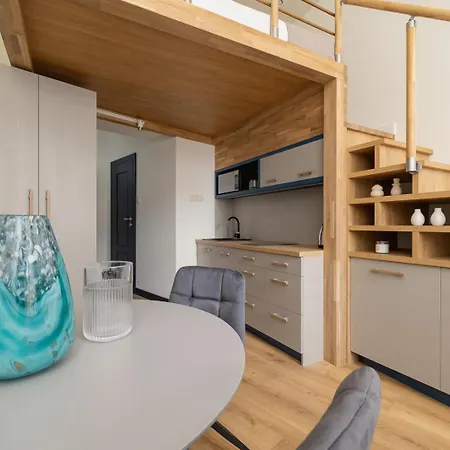 With Mezzanine - Augustianska 1