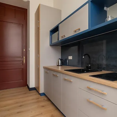 - Augustianska 1, Old Town 4* Krakow