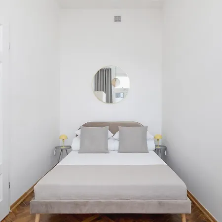 - Augustianska 1, Old Town 4*