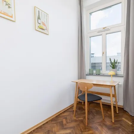 - Augustianska 1, Old Town Apartment 4*