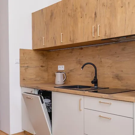 - Augustianska 1, Old Town Apartment